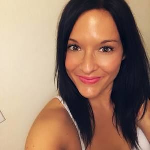 Meet your Posher, Caroline